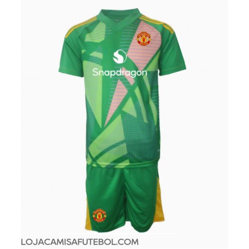 Camisa de Futebol Manchester United Goleiro Equipamento Alternativo Infantil 2024-25 Manga Curta (+ Calças curtas)